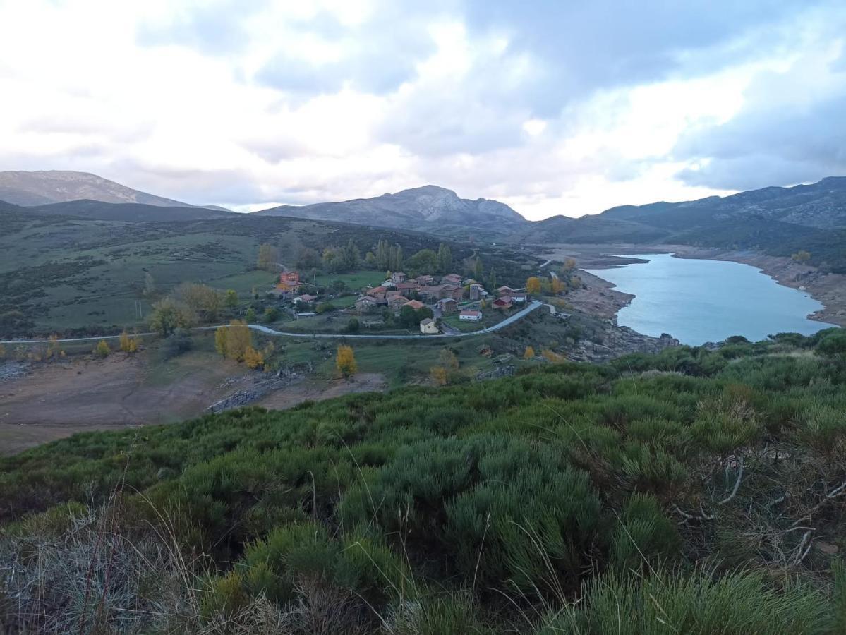 Hotel Pico Espiguete Alba de los Cardaños Eksteriør billede