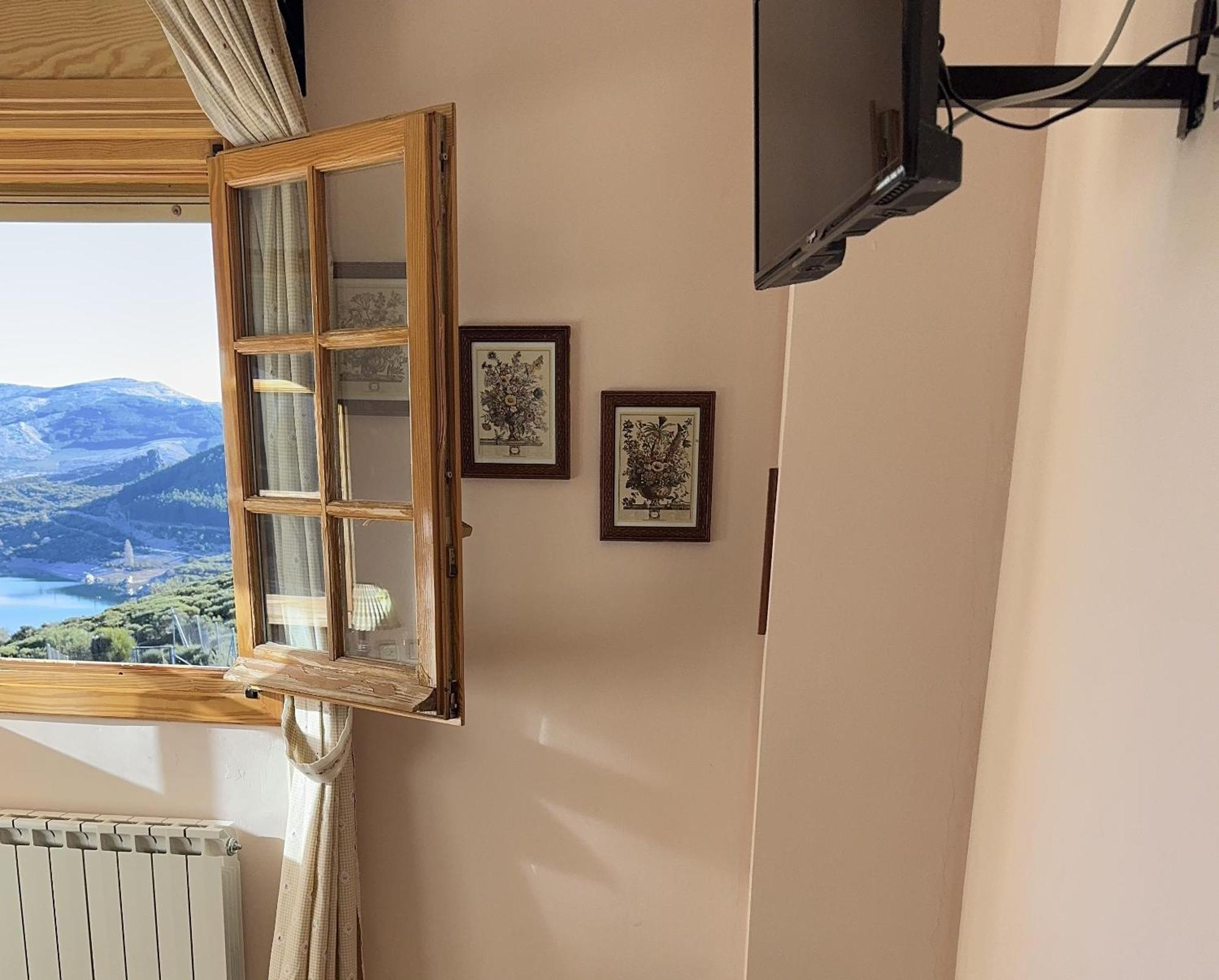 Hotel Pico Espiguete Alba de los Cardaños Eksteriør billede