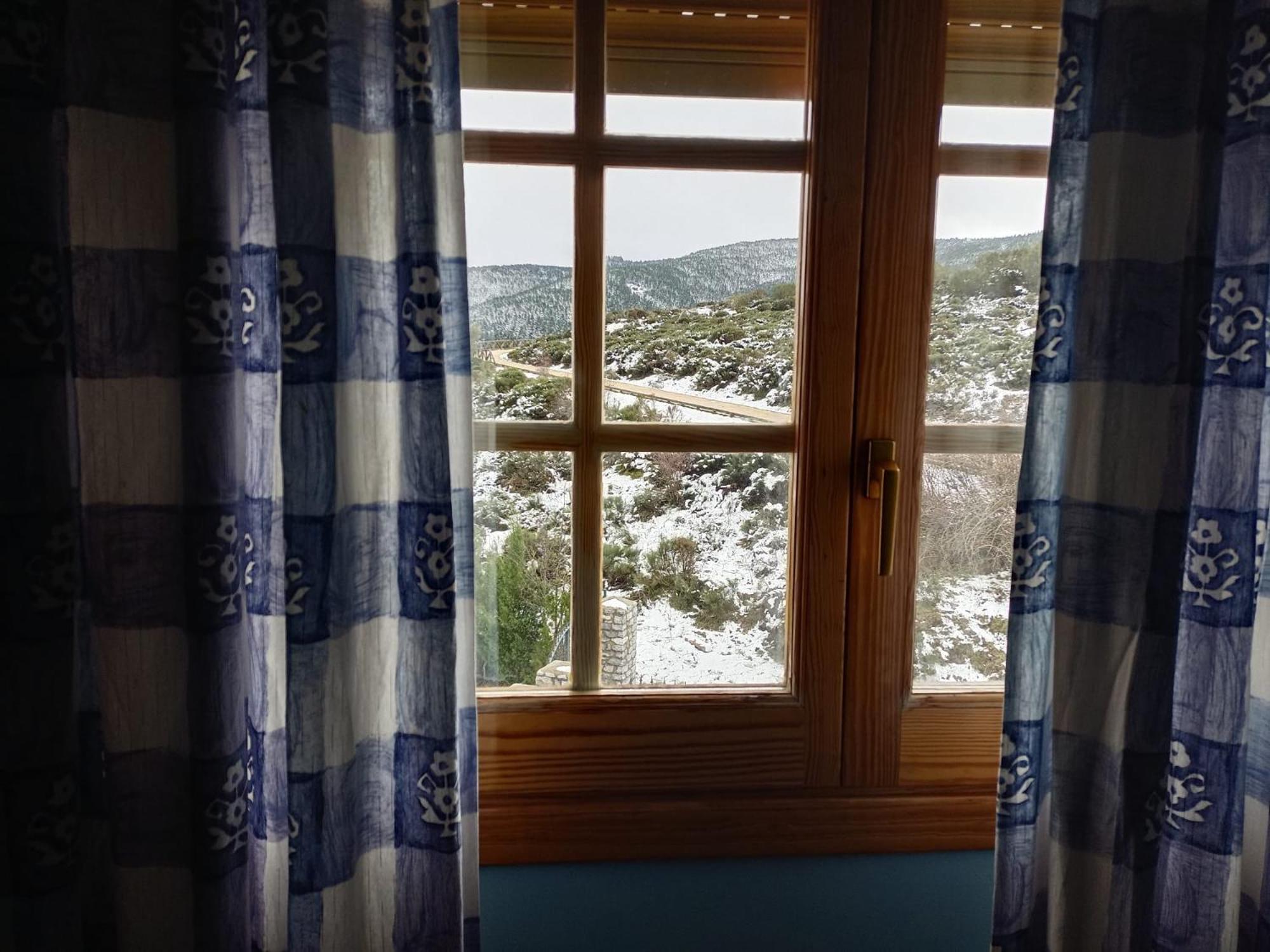 Hotel Pico Espiguete Alba de los Cardaños Eksteriør billede